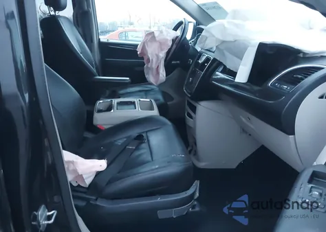 2013 Chrysler Town & Country Touring из США, поврежденный, VIN 2C4RC1BG4DR557665